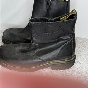 Dr Martens black leather zip up inside solid toe shoes sz 7